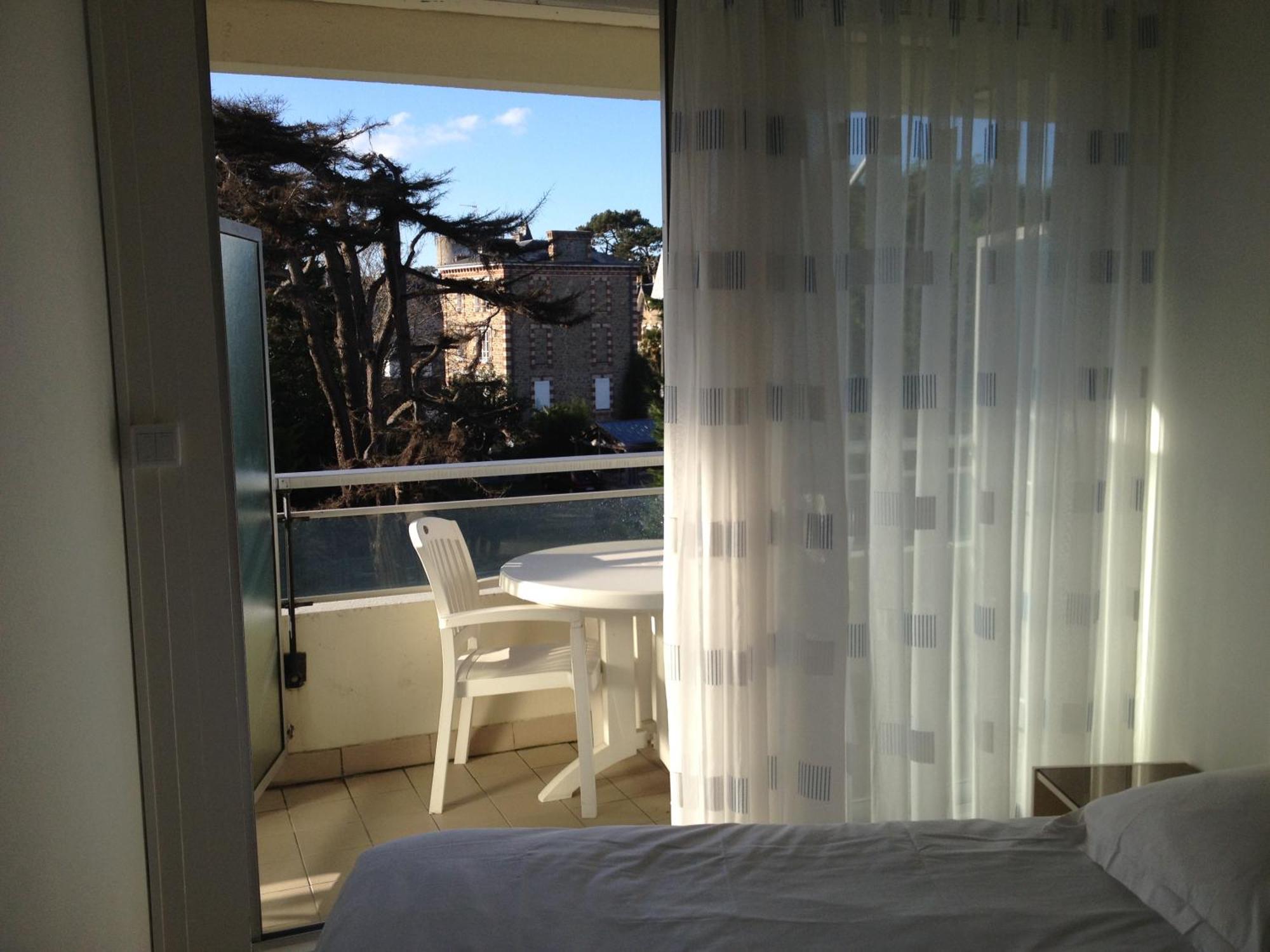Residence Le Crystal Dinard Plage المظهر الخارجي الصورة